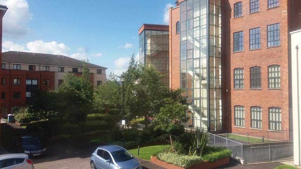 Park Apartments At Obc 벨파스트 외부 사진