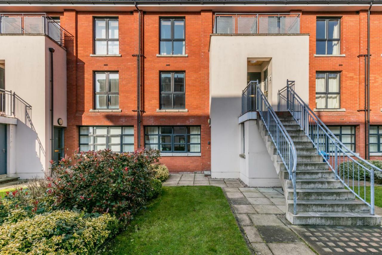 Park Apartments At Obc 벨파스트 외부 사진
