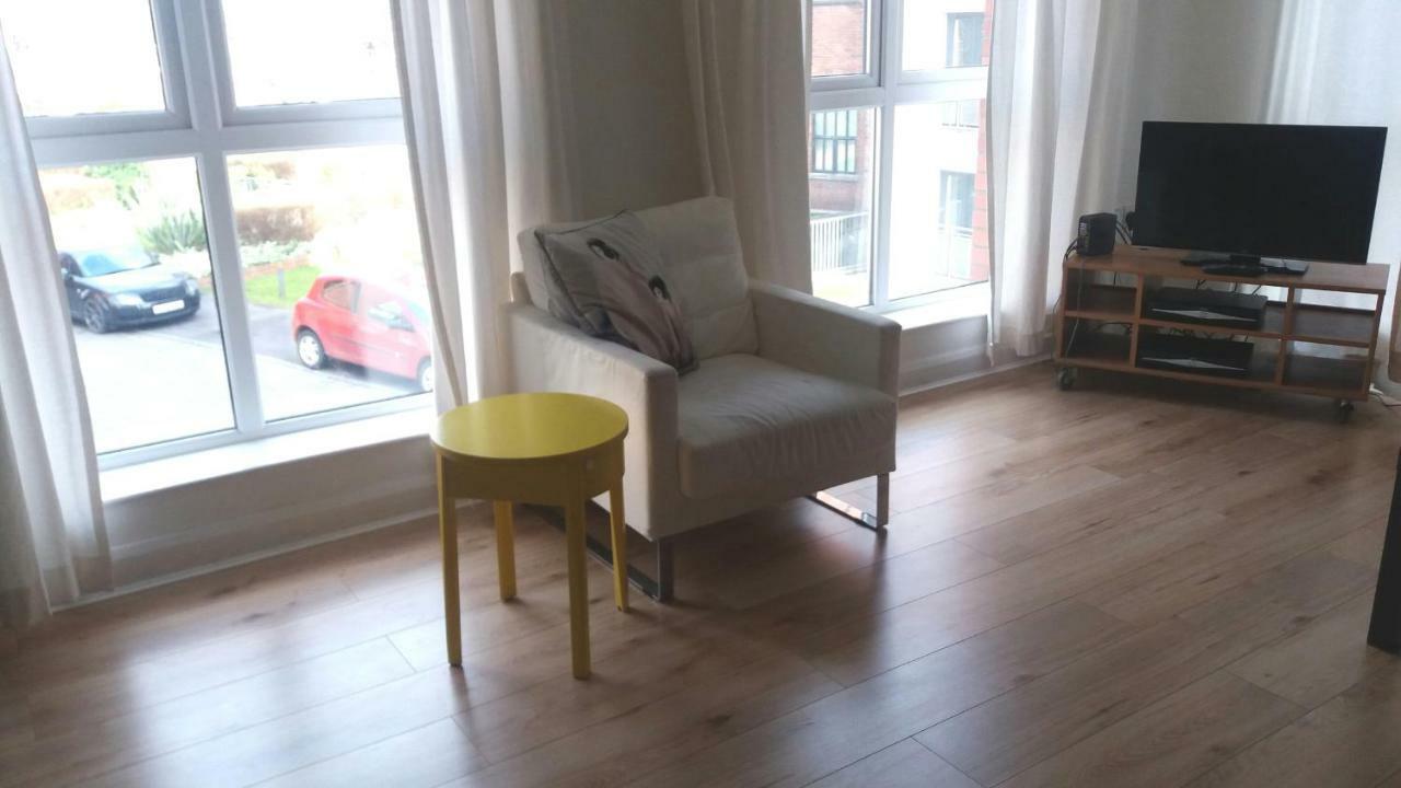 Park Apartments At Obc 벨파스트 외부 사진